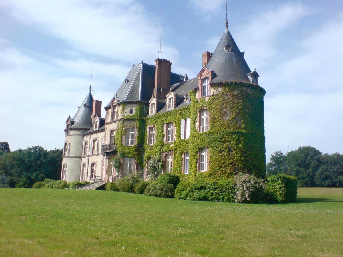 Chateau De Bostz Besson Exterior photo